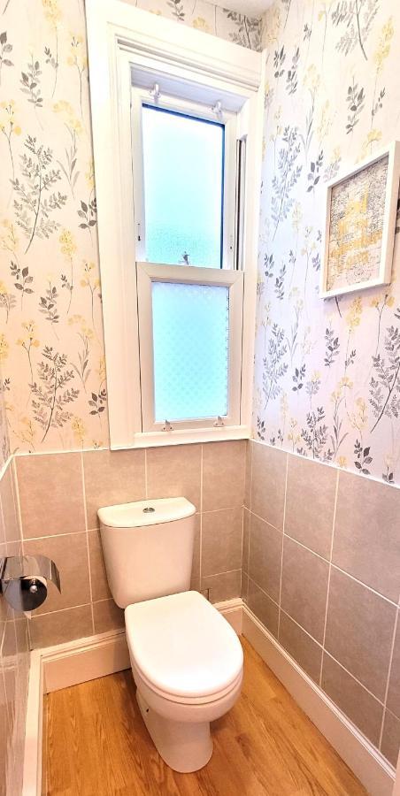 Hartoft St - 2 Bed Near River Йорк Экстерьер фото